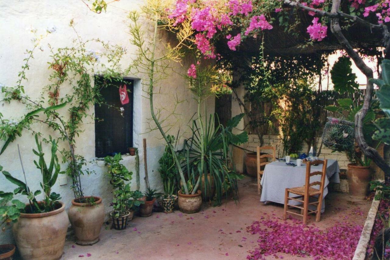 Casa De La Buganvilla 厄尔·坎皮洛·德·罗达尔 外观 照片