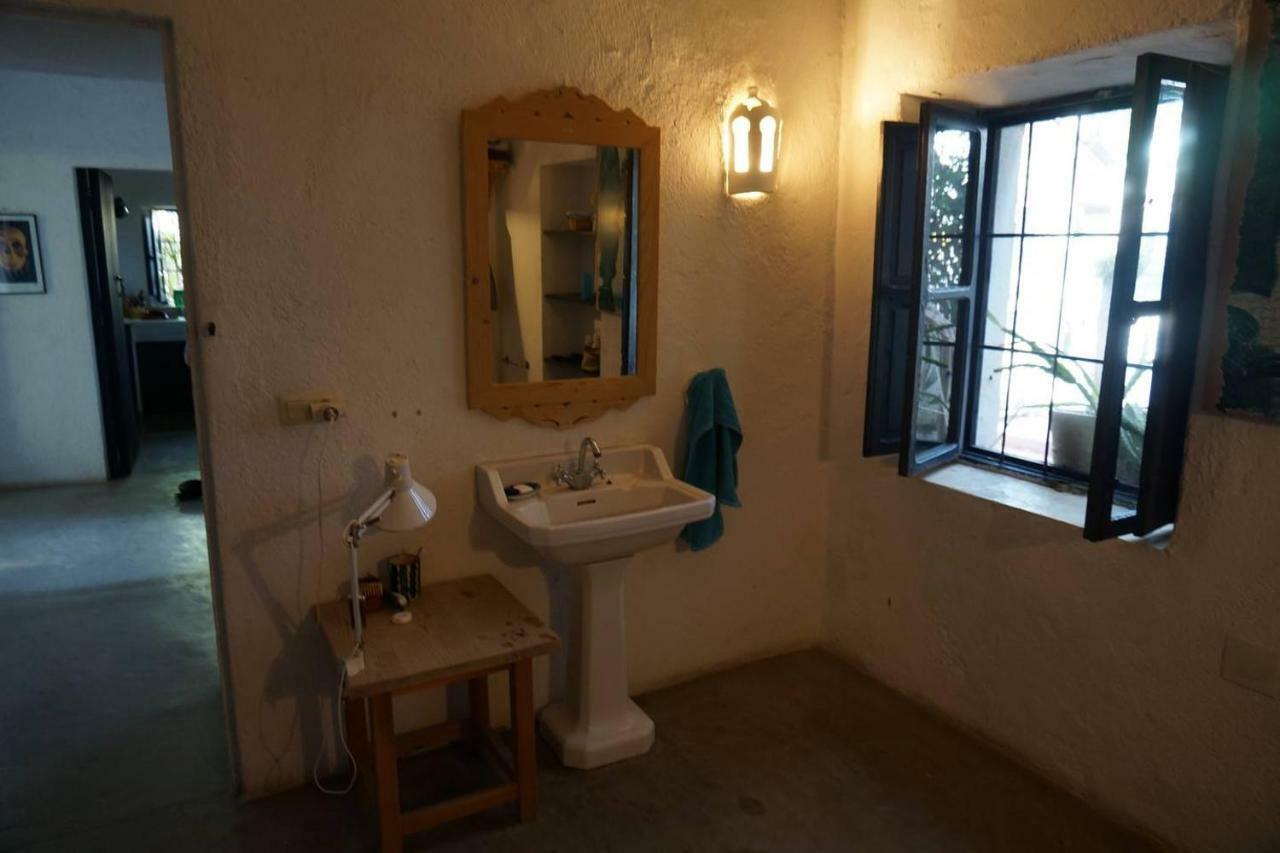 Casa De La Buganvilla 厄尔·坎皮洛·德·罗达尔 外观 照片